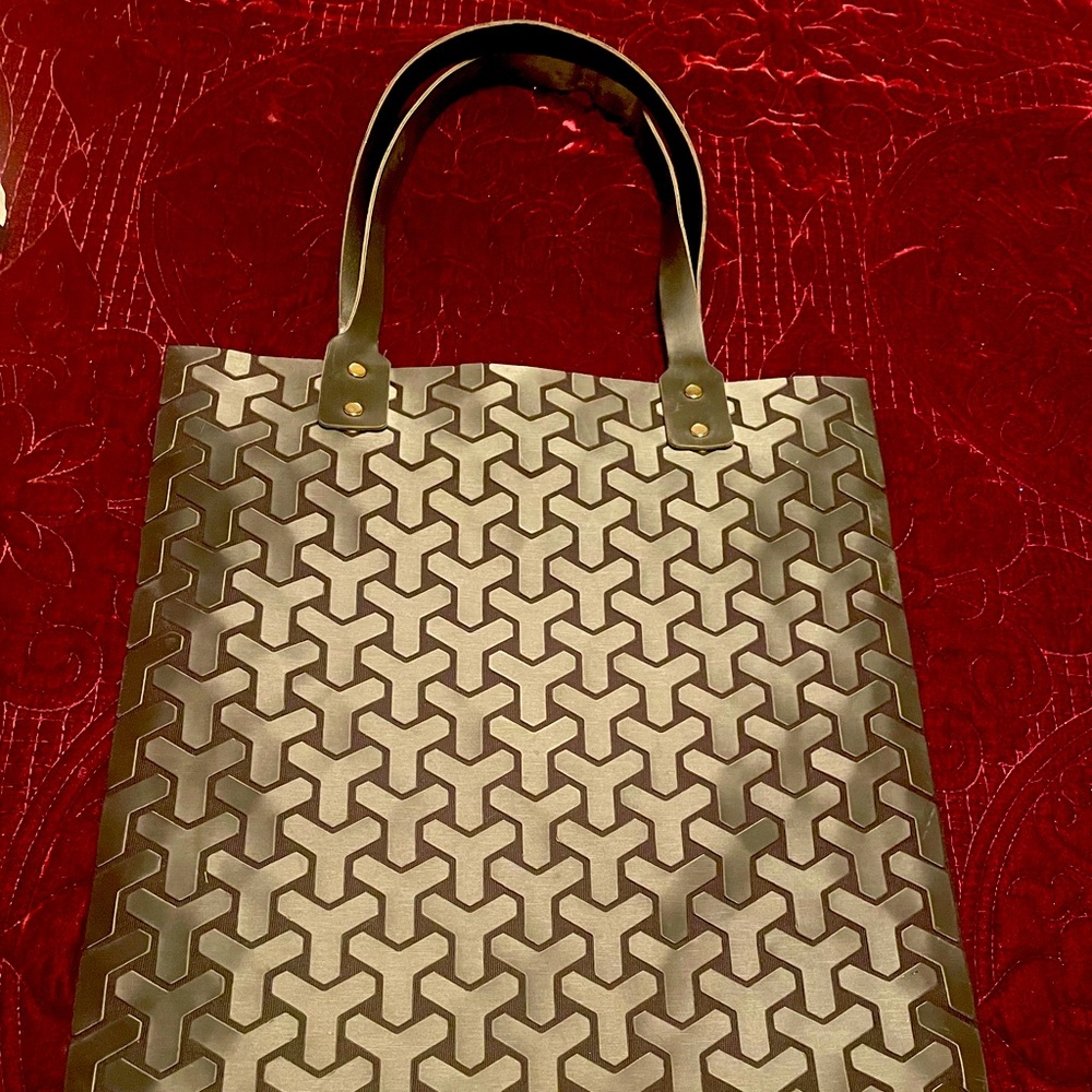 Purse - Picture 9 of 11
